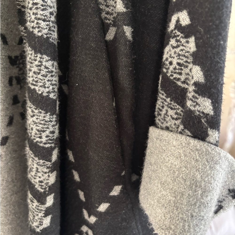 Yushi Jacket - image 3